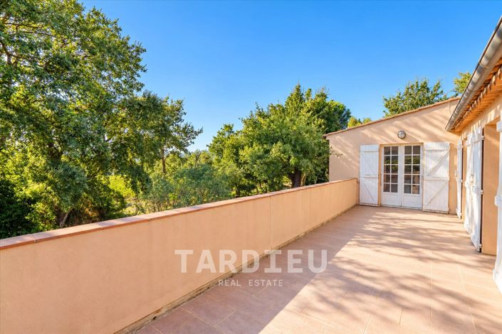 Image No.7-3 Bed House for sale