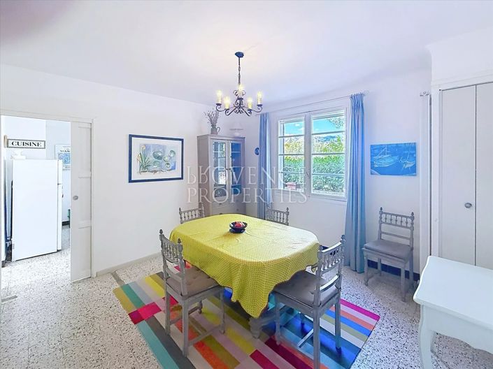 Image No.18-3 Bed House for sale