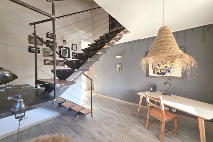 Image No.16-4 Bed House for sale