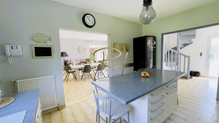 Image No.5-3 Bed House for sale