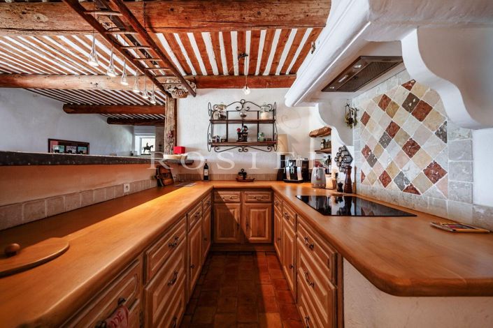 Image No.4-5 Bed House for sale