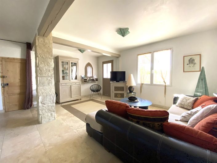 Image No.15-6 Bed House for sale