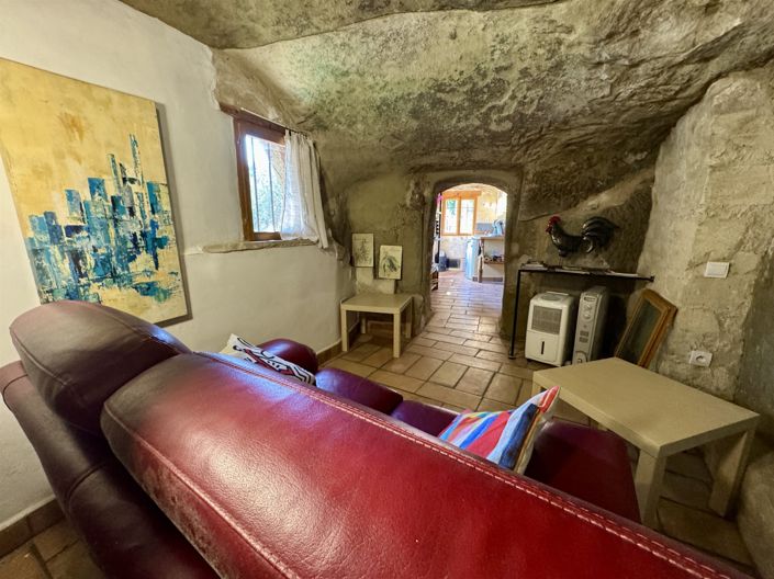 Image No.7-2 Bed House for sale