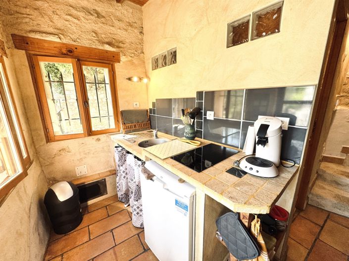 Image No.8-2 Bed House for sale