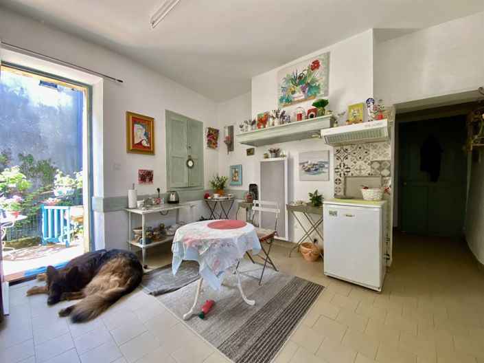 Image No.4-2 Bed House for sale