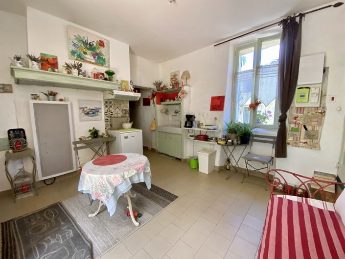 Image No.5-2 Bed House for sale