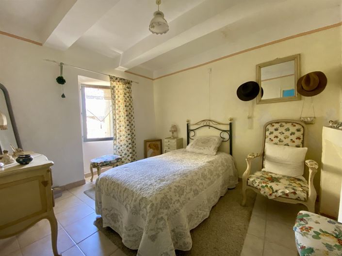 Image No.7-2 Bed House for sale