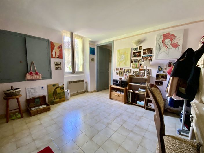 Image No.8-2 Bed House for sale