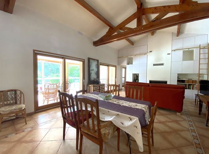 Image No.6-4 Bed House for sale
