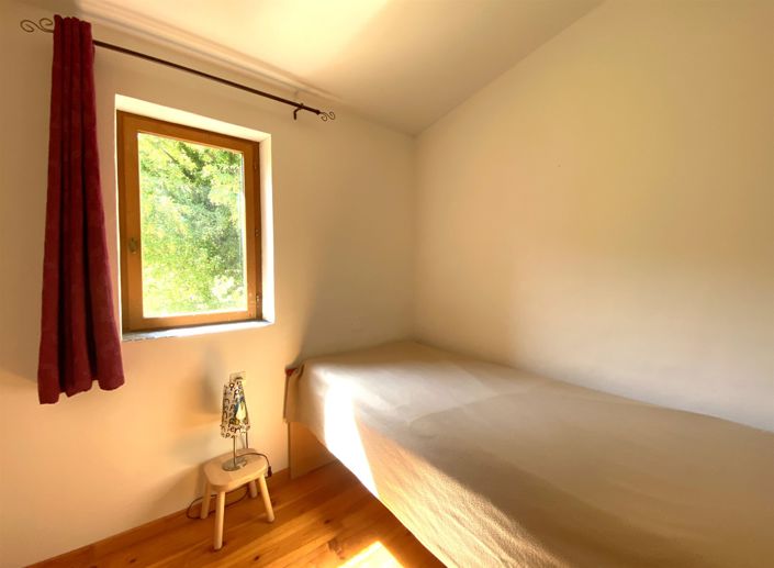 Image No.18-4 Bed House for sale