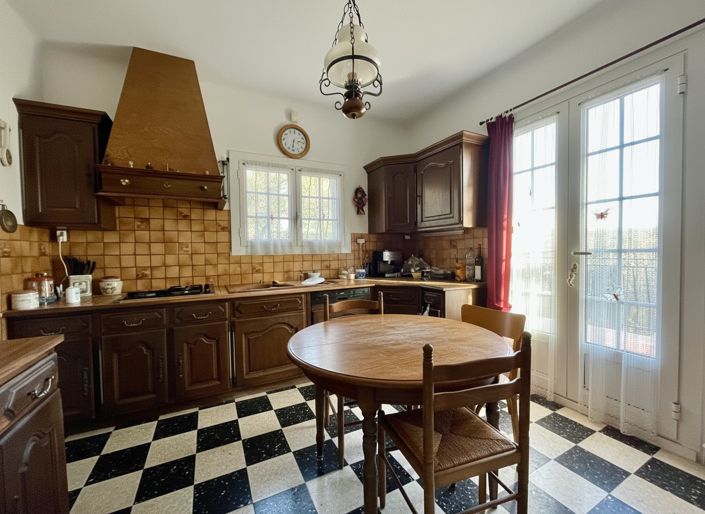 Image No.12-3 Bed House for sale