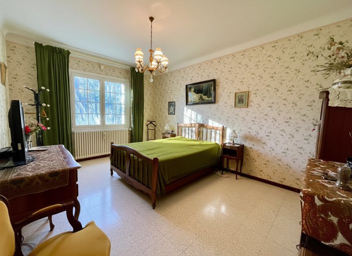 Image No.13-3 Bed House for sale