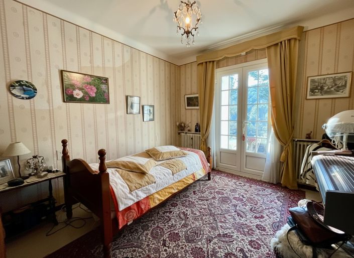 Image No.15-3 Bed House for sale