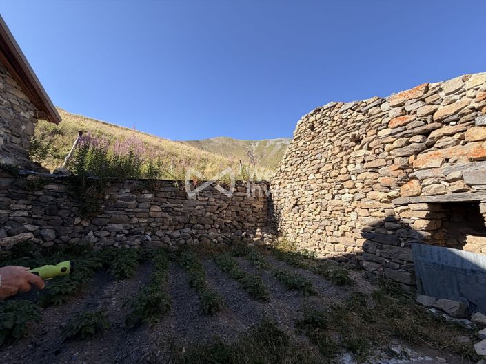 Image No.15-2 Bed House for sale