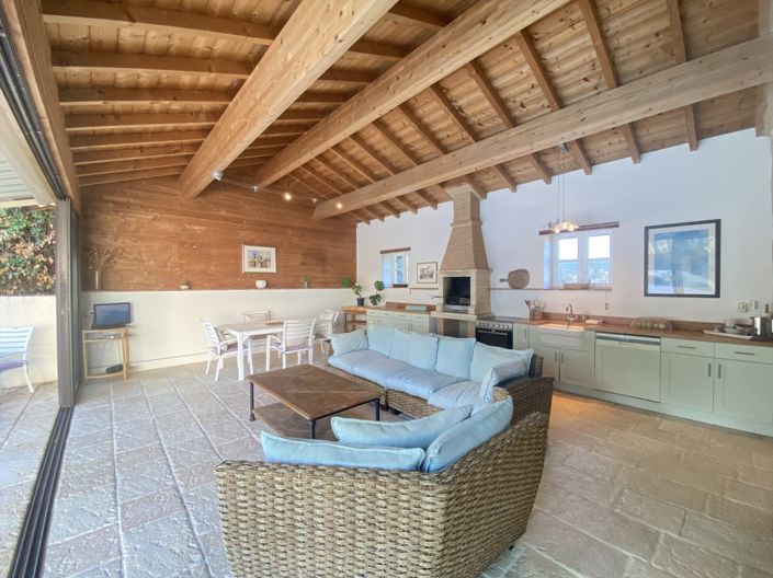 Image No.3-4 Bed House for sale