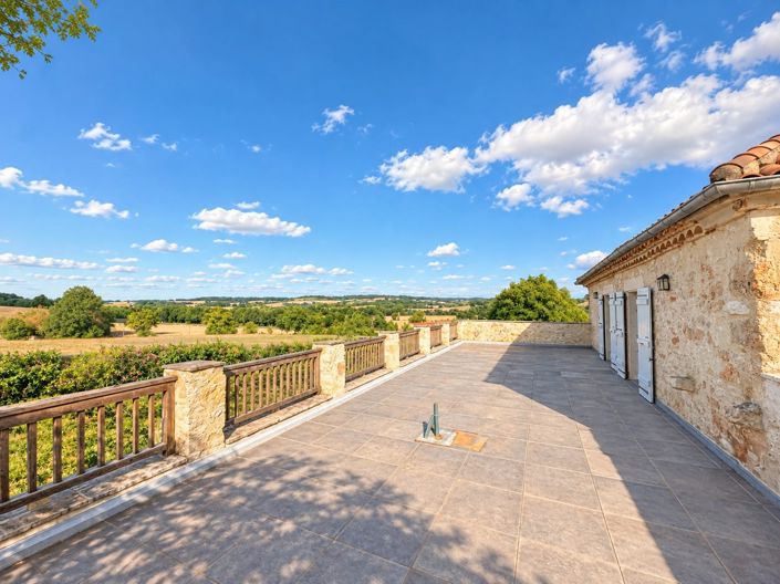 Image No.5-4 Bed House for sale