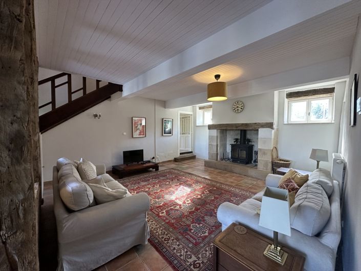 Image No.8-4 Bed House for sale