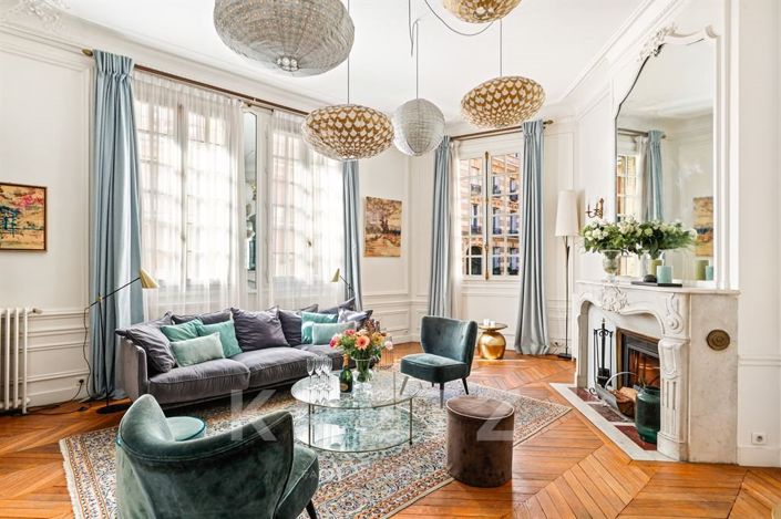 Image No.6-Propriété de 8 chambres à vendre à Paris