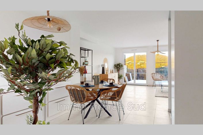 Image No.2-3 Bed House for sale
