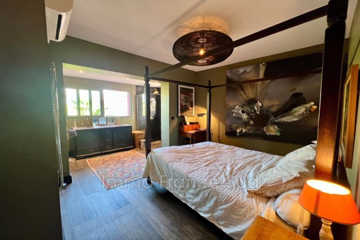 Image No.13-5 Bed House for sale