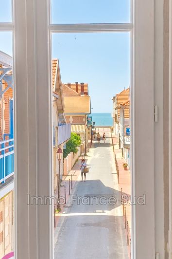 Image No.17-5 Bed House for sale