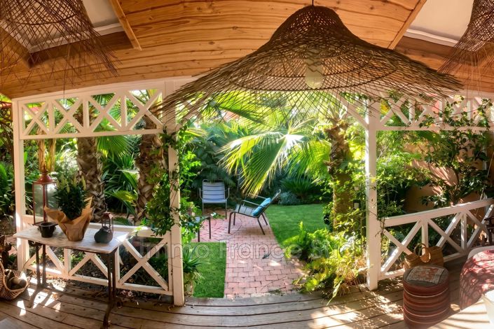 Image No.4-5 Bed House for sale