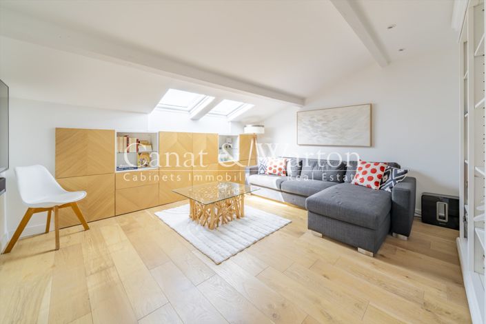 Image No.11-5 Bed House for sale