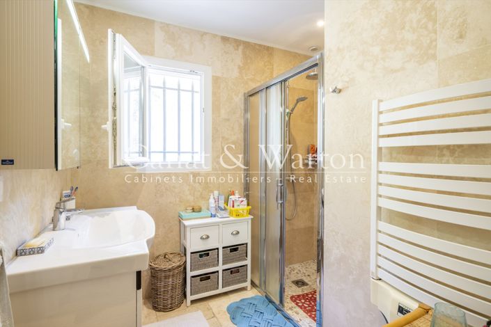 Image No.9-3 Bed House for sale