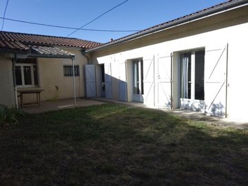 1 - Auch, Maison