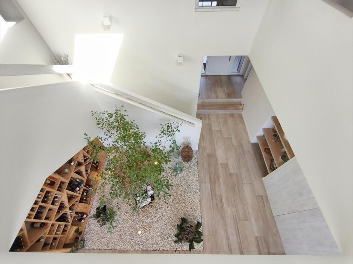Image No.10-5 Bed House for sale
