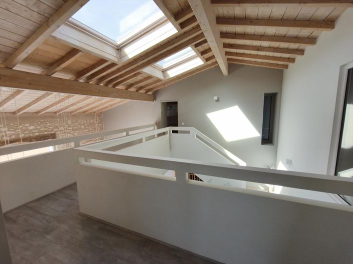 Image No.24-5 Bed House for sale