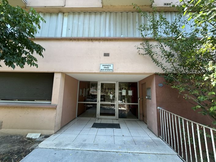 Image No.14-3 Bed Apartment for sale