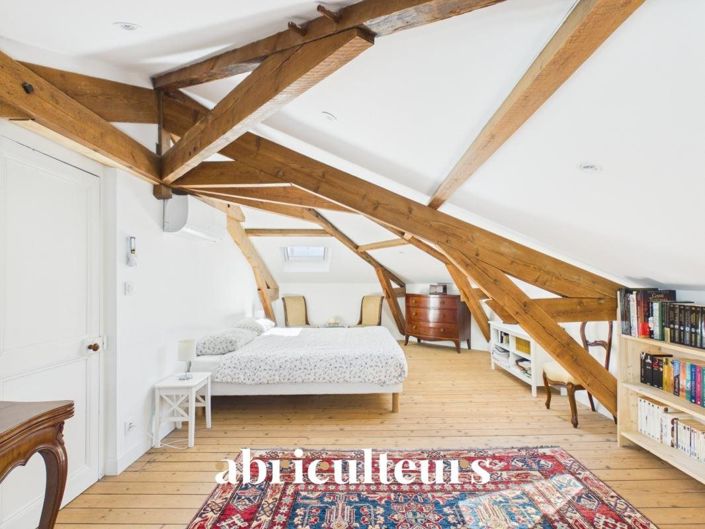 Image No.16-6 Bed House for sale