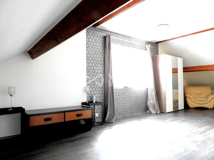 Image No.18-4 Bed House for sale