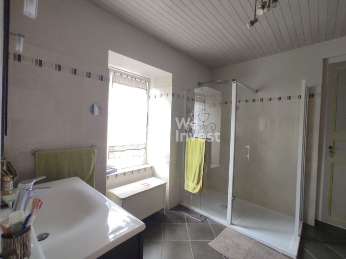 Image No.8-3 Bed House for sale