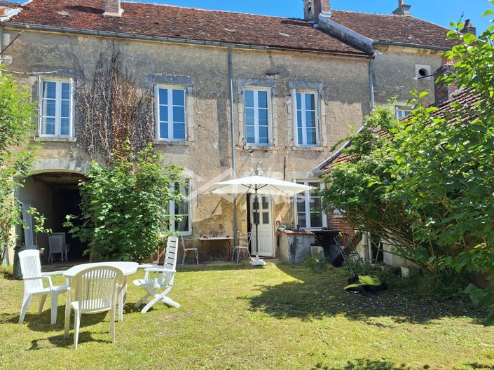 Image No.12-4 Bed House for sale