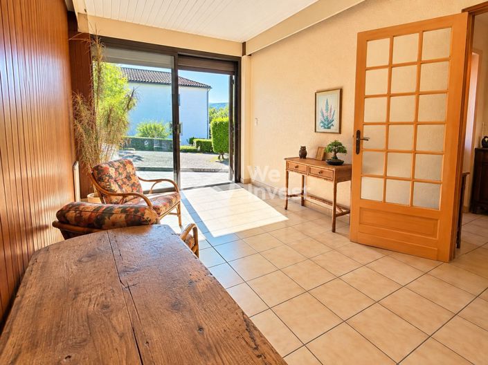 Image No.6-4 Bed House for sale