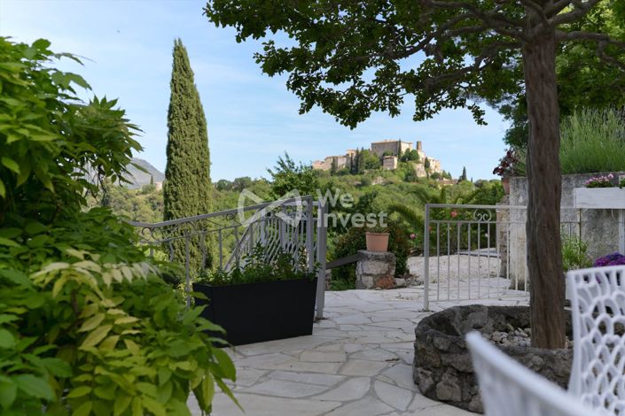 Image No.30-5 Bed Property for sale
