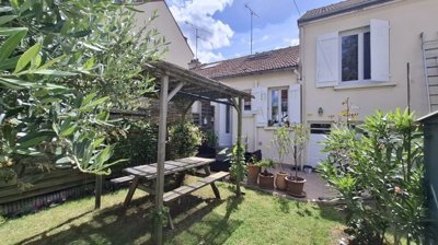 1 - Brou-sur-Chantereine, House