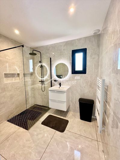 Image No.9-3 Bed House for sale