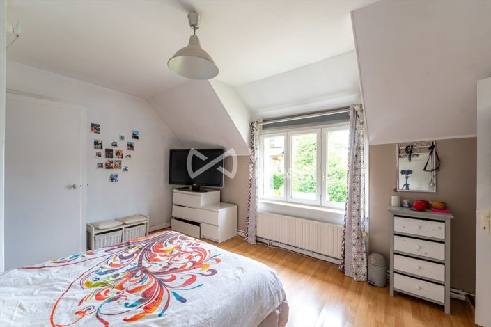 Image No.19-3 Bed House for sale