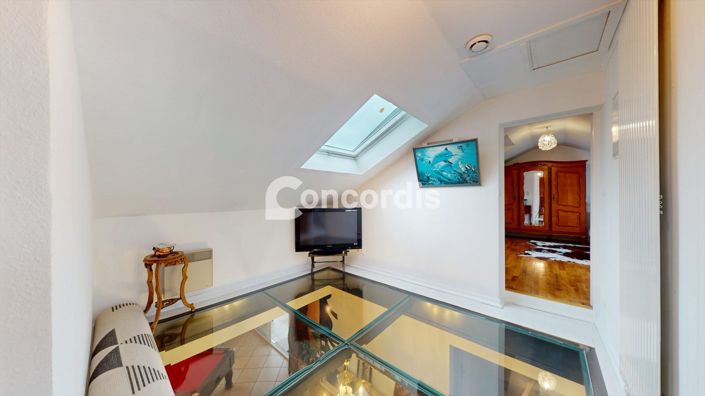 Image No.12-4 Bed House for sale