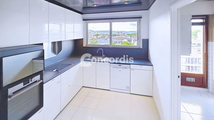 Image No.2-4 Bed Apartment for sale