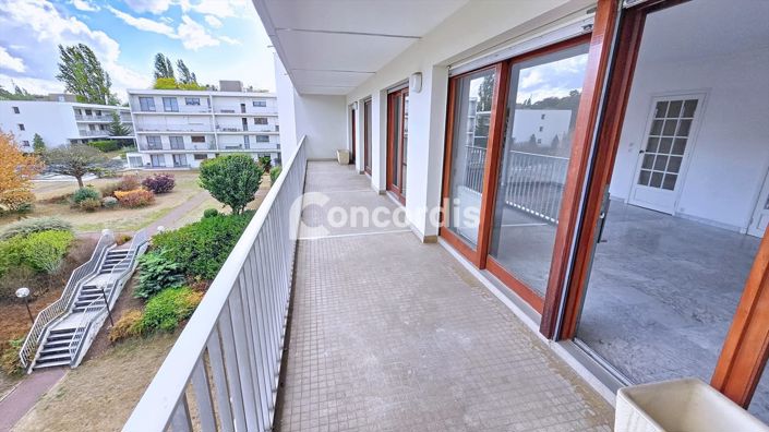 Image No.20-4 Bed Apartment for sale