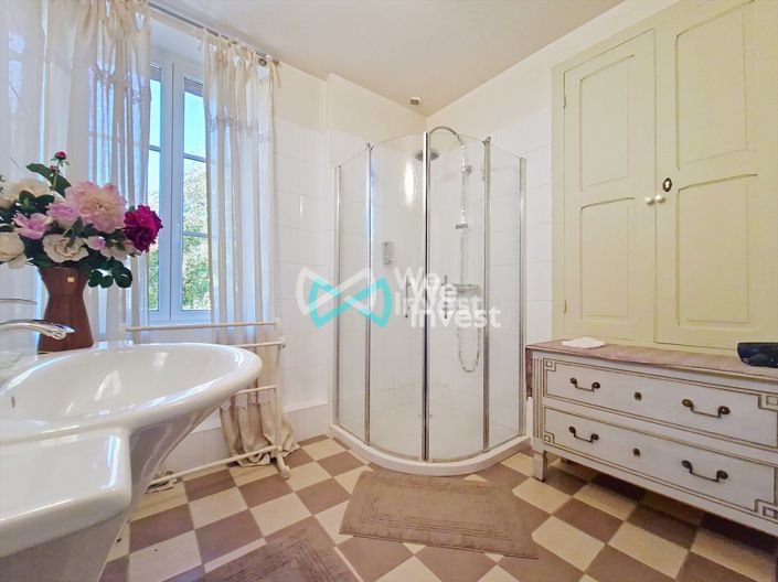 Image No.12-4 Bed House for sale