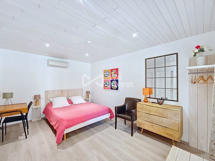 Image No.20-10 Bed House for sale