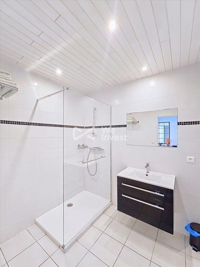 Image No.21-10 Bed House for sale