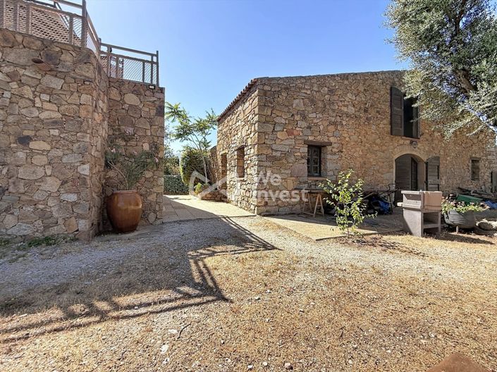 Image No.18-12 Bed House for sale