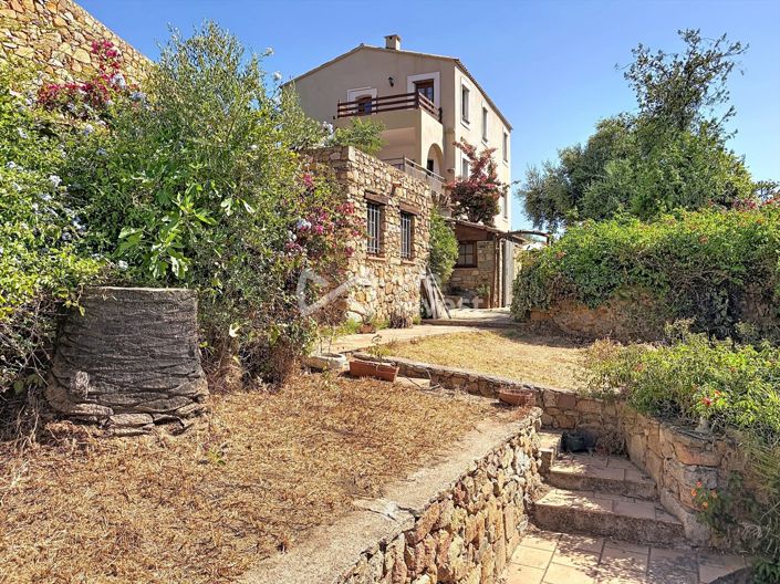 Image No.2-12 Bed House for sale