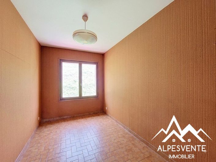 Image No.16-3 Bed House for sale